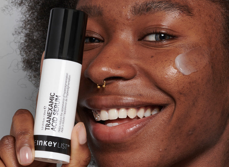 Model holding product