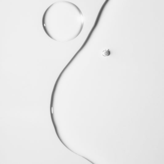 Hyaluronic Acid Serum texture shot